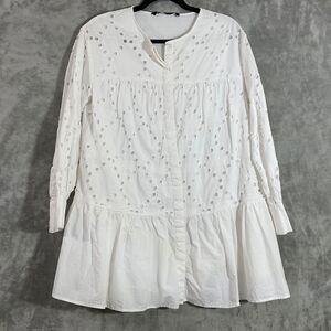 Zara Eyelet Button Front Tunic Top  Women's Size M Cotton Long Sleeve peplum hem